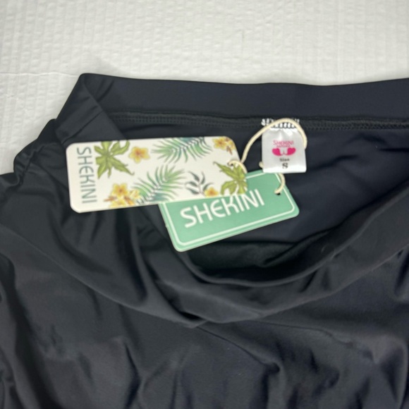 Swim skirt size small - Picture 3 of 4